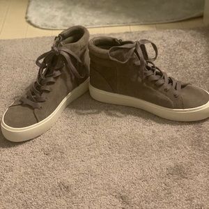Women’s Ugg Sneakers